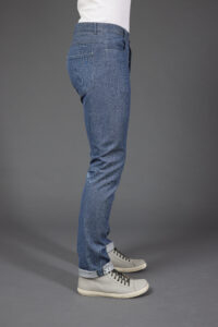 Klassische 5-Pocket-Jeans aus Biobaumwolle hellblau